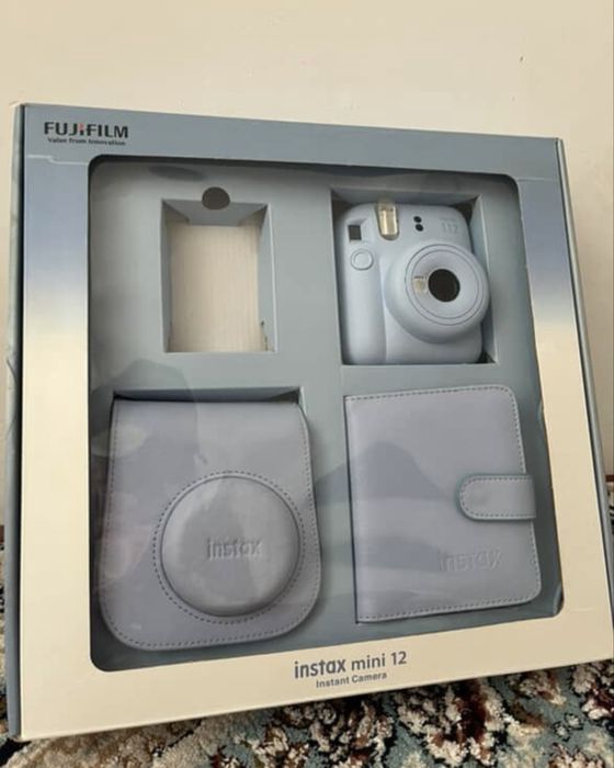 Fujifilm Instax Mini 12 Gift Box (Pastel Blue)