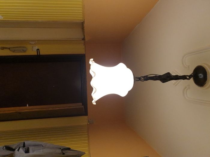 Продавам полюлей и лампи за стена от ковано желязо