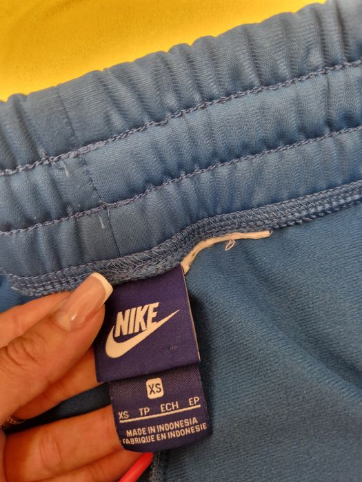 Pantaloni Nike dama