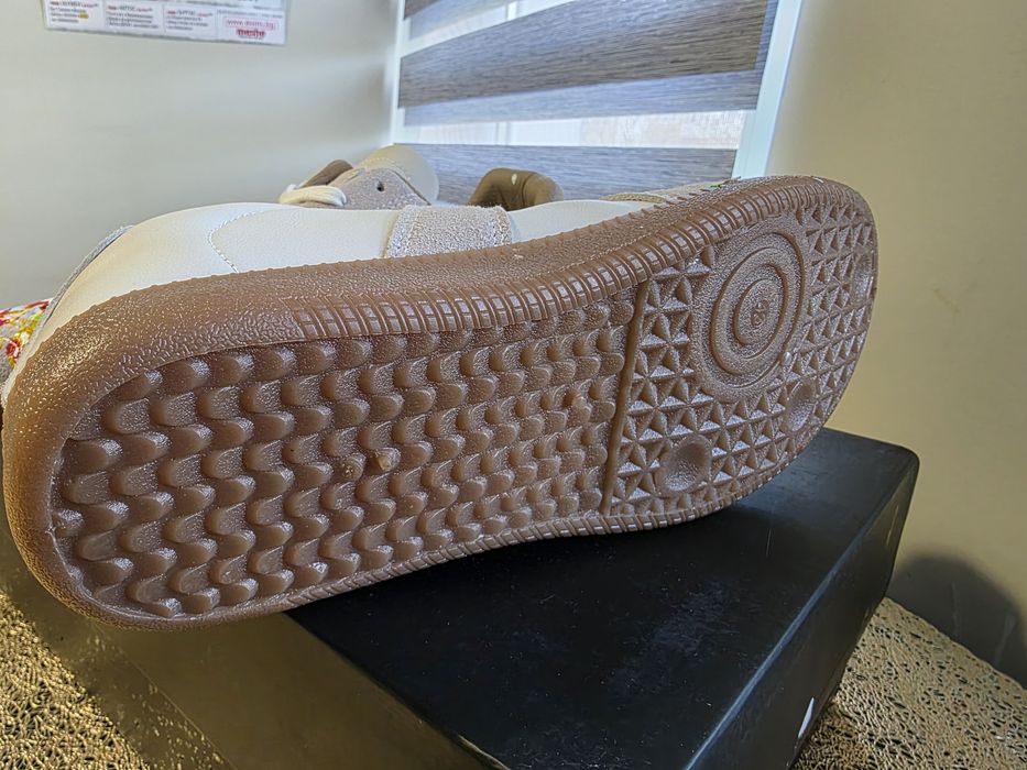 Стилни маратонки с арт дизайн – кожа