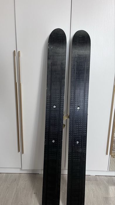 Продам лыжи охотничьи