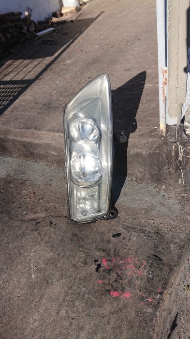 Фар за ауди а6..