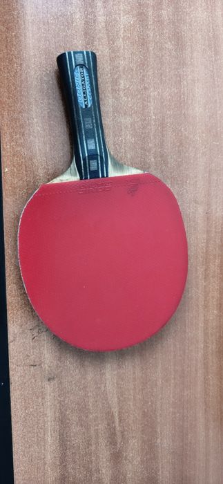 Vând paleta tenis de masă