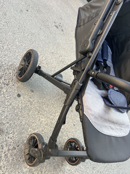 Продается коляска