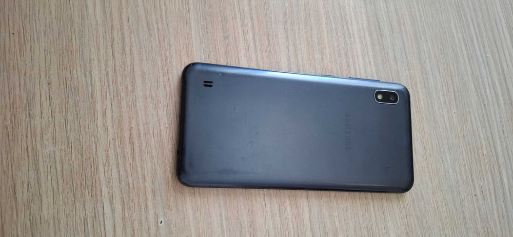 Vând telefon Samsung A 10