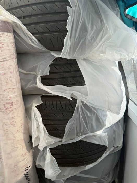 Летние резины в отличном состояние R16