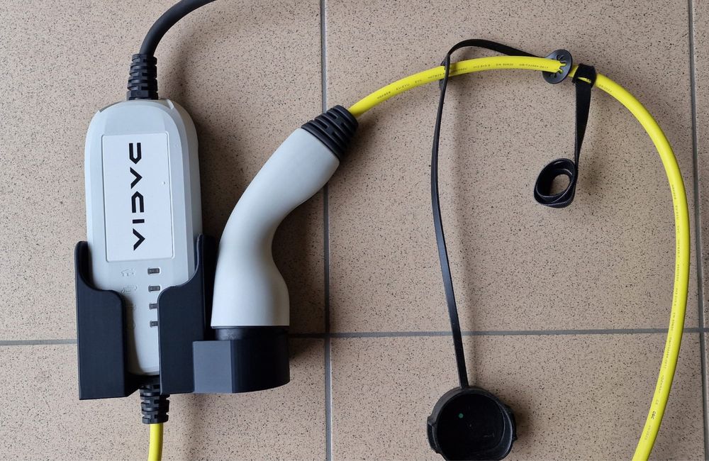 Vand Suport perete pentru incarcator Dacia Spring/VW eUP