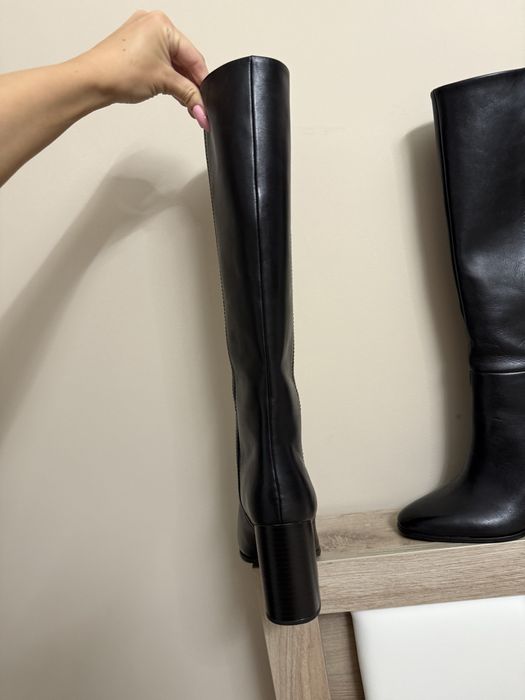 Кожени ботуши Зара