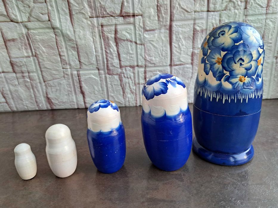 Нови! комплект руски дървени матрьошки