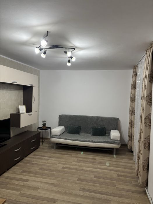 Inchiriez apartament 2 camere decomandat, mobilat si utilat