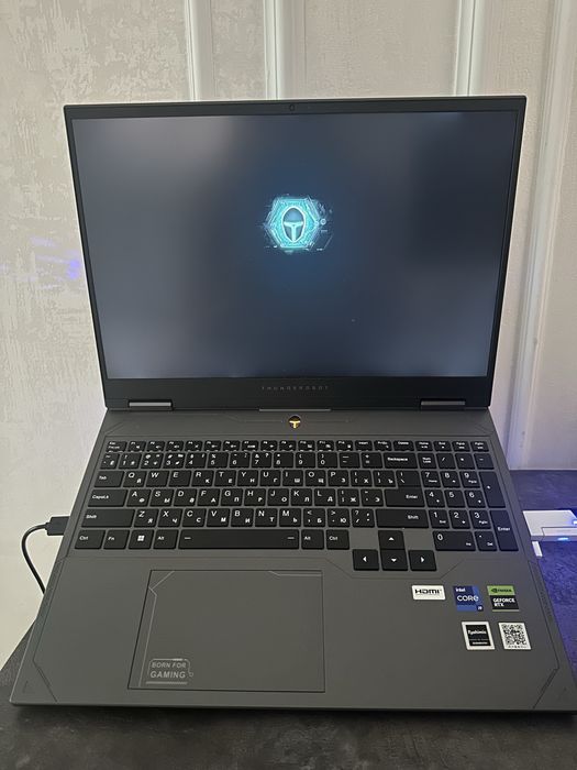 Ноутбук thunderobot