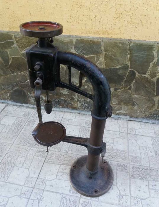 Antichitati - Masina de gaurit