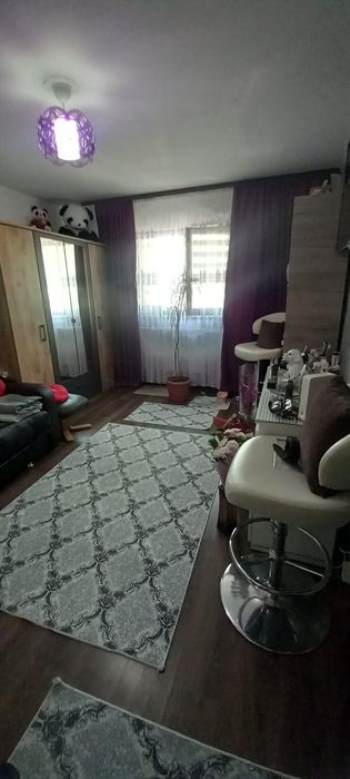 Vand garsoniera  zona Grivita