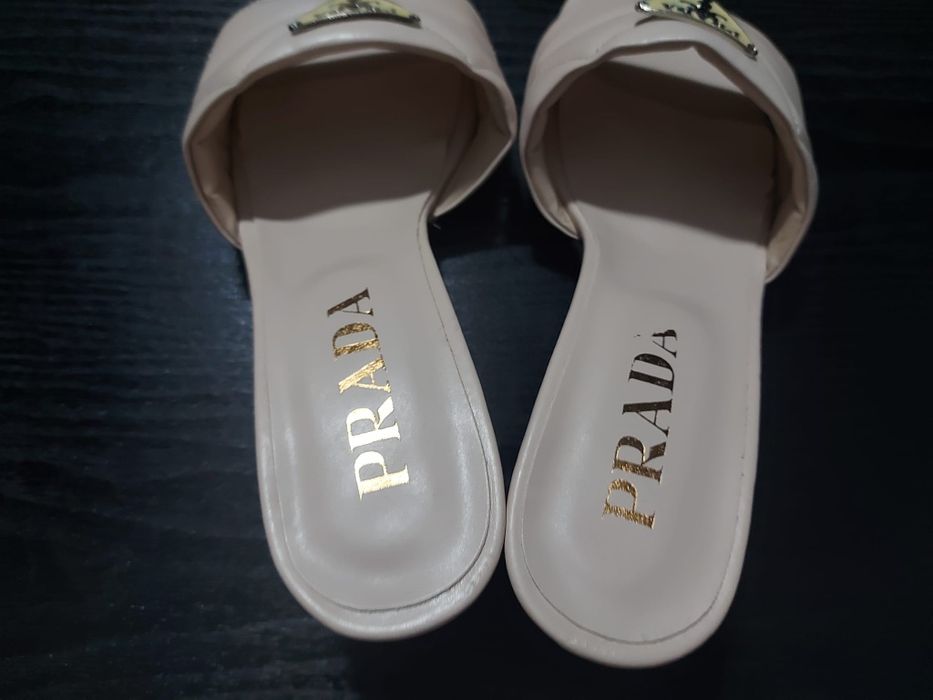 Saboți prada noi