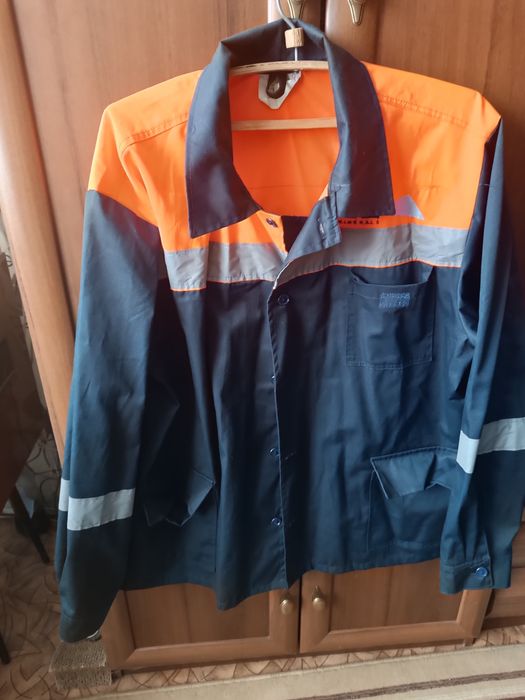 Продам рабочий костюм