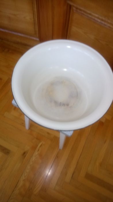 Тазик эмалированный