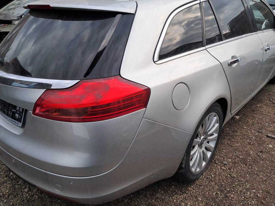 Opel Insignia Sports Tourer, bara spate, armatura bara, stop stopuri originale