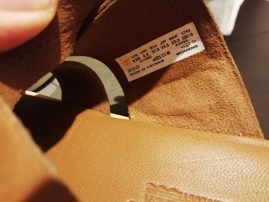 Нови чехли естествена кожа Timberland само 60 лв.