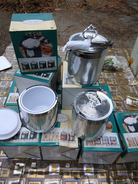 Продам ведёрко -термос для льда