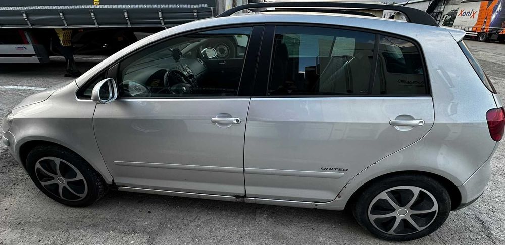 VOLKSWAGEN Golf Plus 2009 — imagine 4