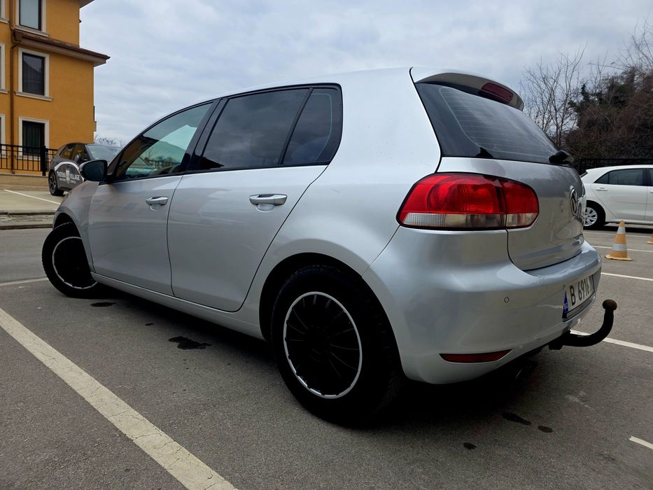 VW Golf 6 *2.0TDI * Парктроник * Ръчка