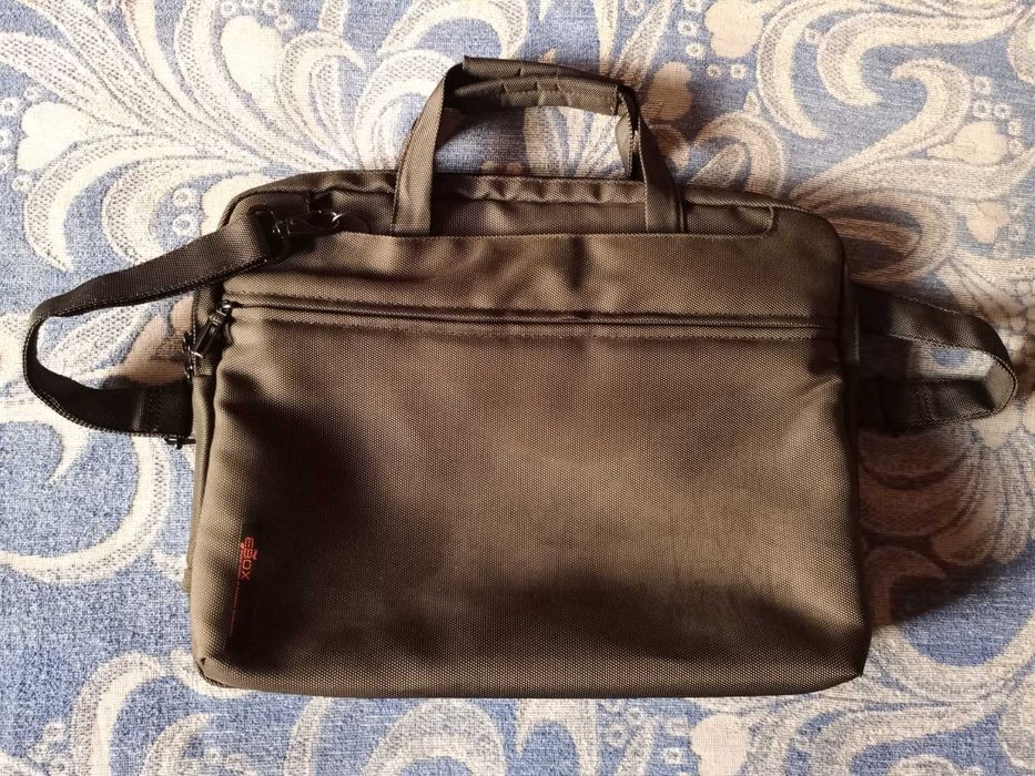 Продам сумку для ноутбука