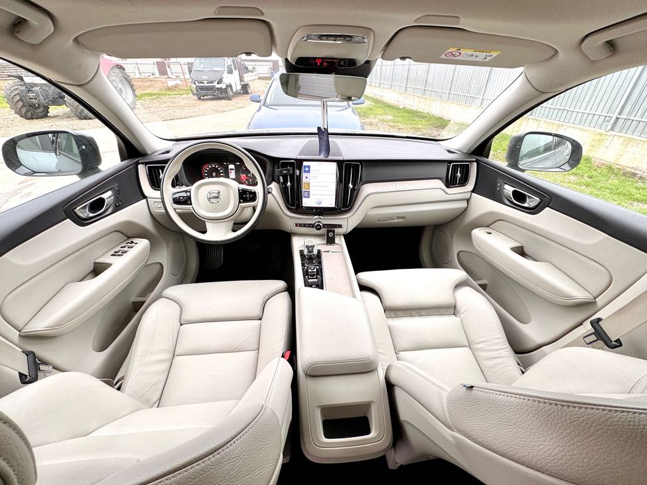 Volvo XC60 Mild Hybrid B4 2021