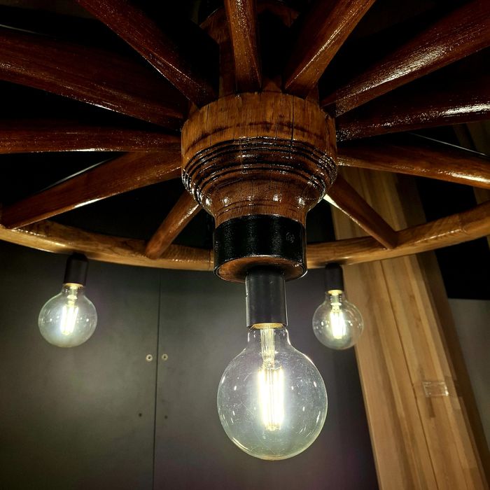 Lustra Rustica Roata Caleasca