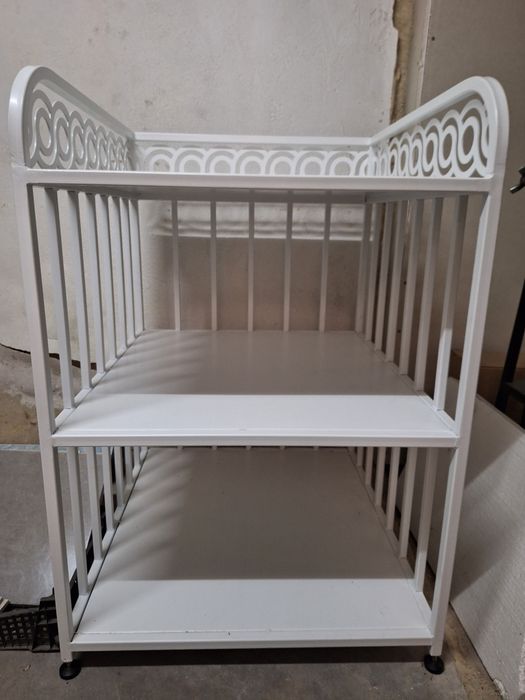 Метален повивалник