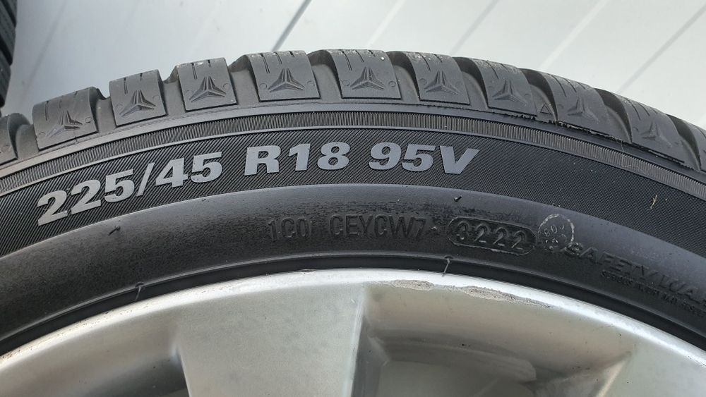 VW Interlagos джанти 18 с нови зимни гуми