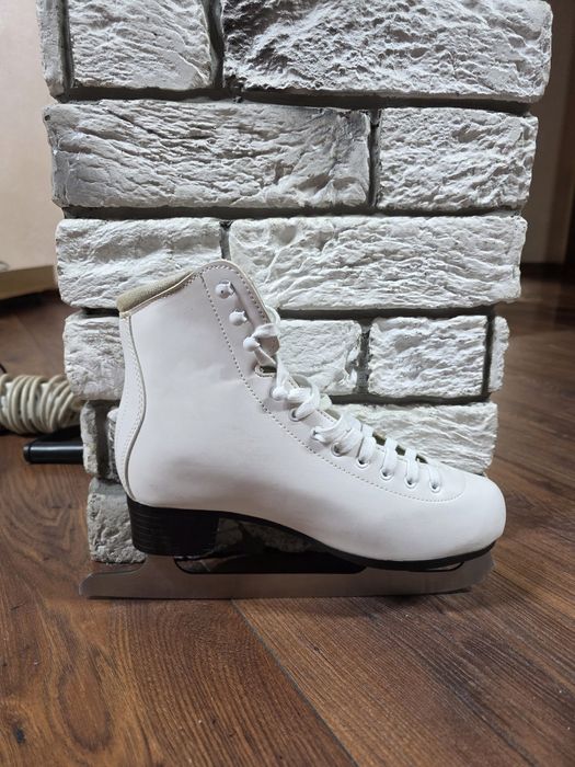 Коньки для девушек