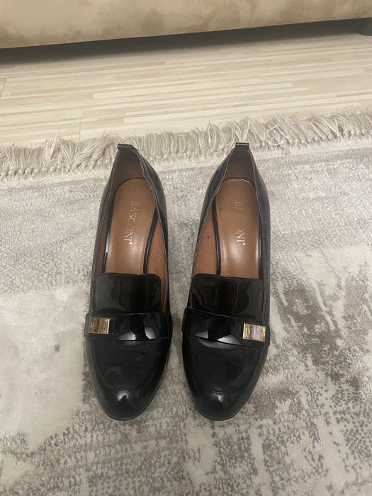 Продам туфли из натуральной кожи