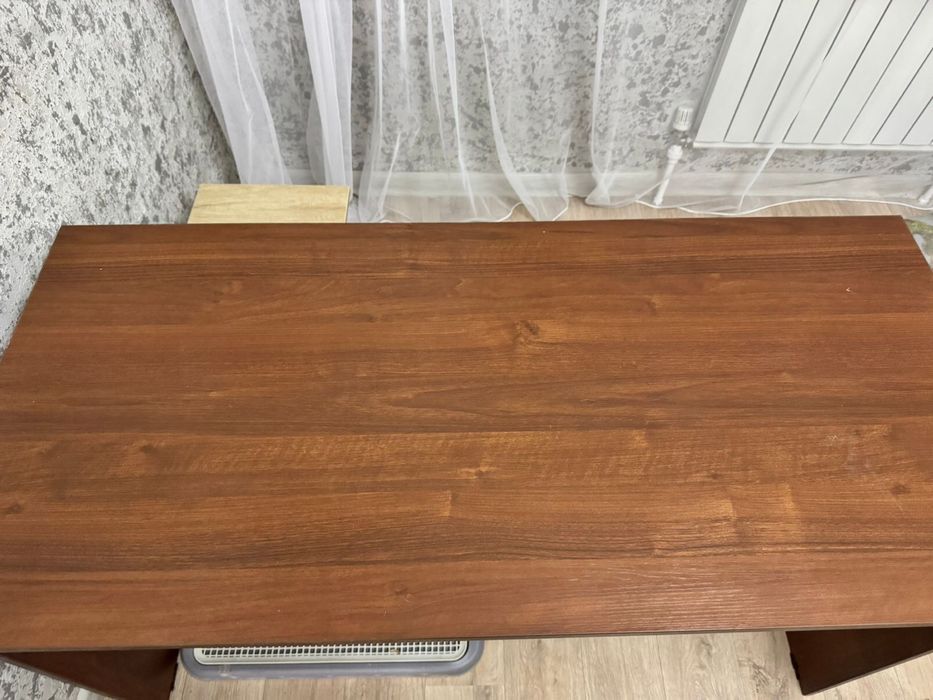 продам СТОЛ срочно