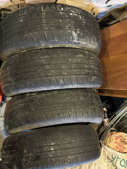 Продам летный резина  225/60/17