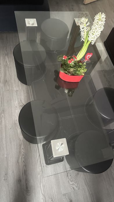 Masa de cafea din sticla cu 6 tambureti