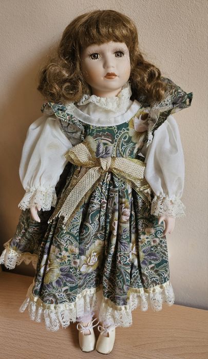 Порцеланови кукли