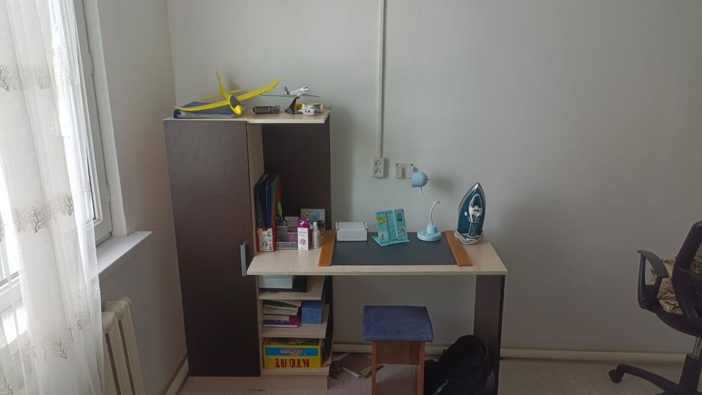 Стол компьютерный