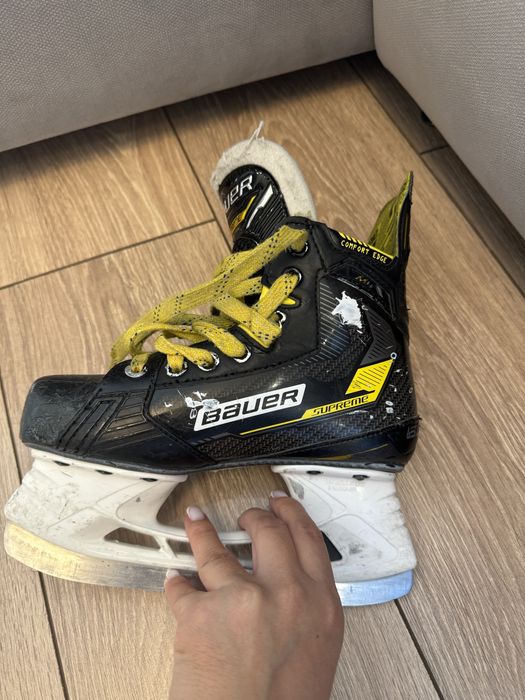 Коньки хоккейные