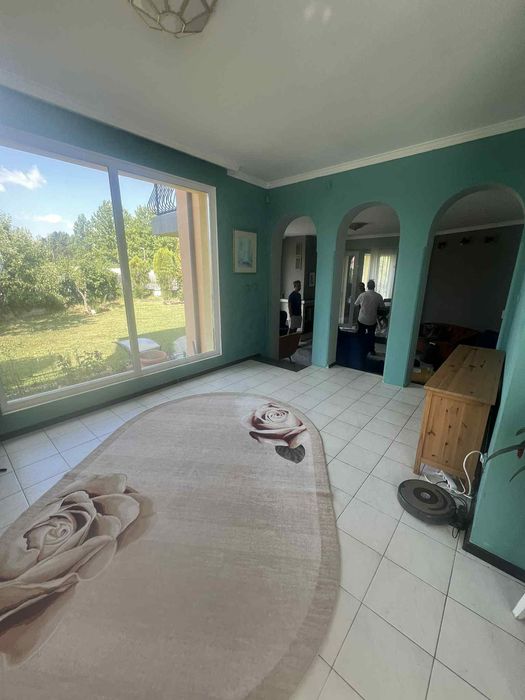 Дава се под наем Къща в Банкя - 400 кв.м за 2000 € - Снимка #2