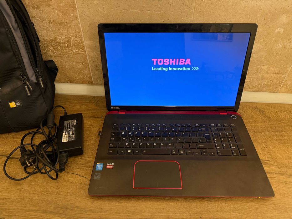 Laptop Toshiba Satellite Qosmio X70-B-102 cu procesor Intel® Core™ i7