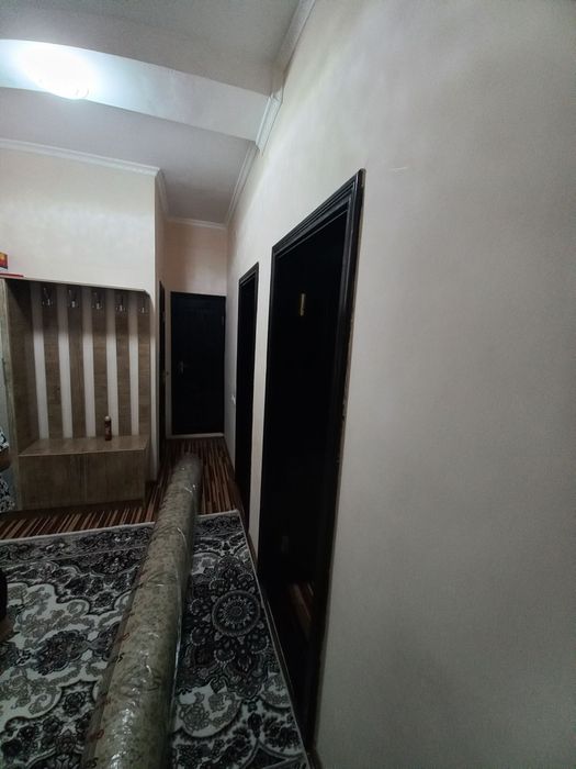 Новастройка 3 хона 3 этаж Гагарина табака олдида.Агентство