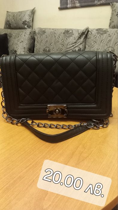 Чанти и раница в отлично състояние