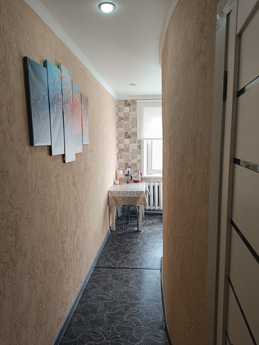 Продаю 1 комн КВ 17мкр 35 д