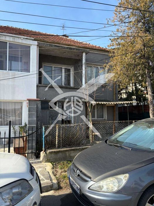 Продава се Къща в Бургас, Ветрен - 120 кв.м за 1917 €/кв.м - Снимка #4