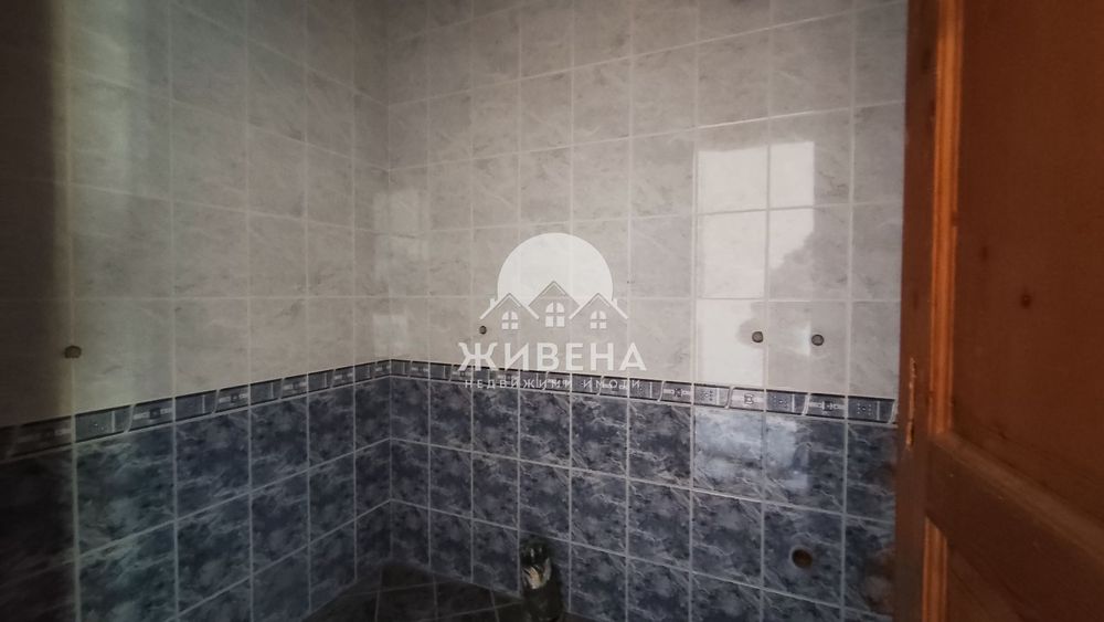 Продава къща в с.Селце, 121 кв.м, двор - 935 кв.м