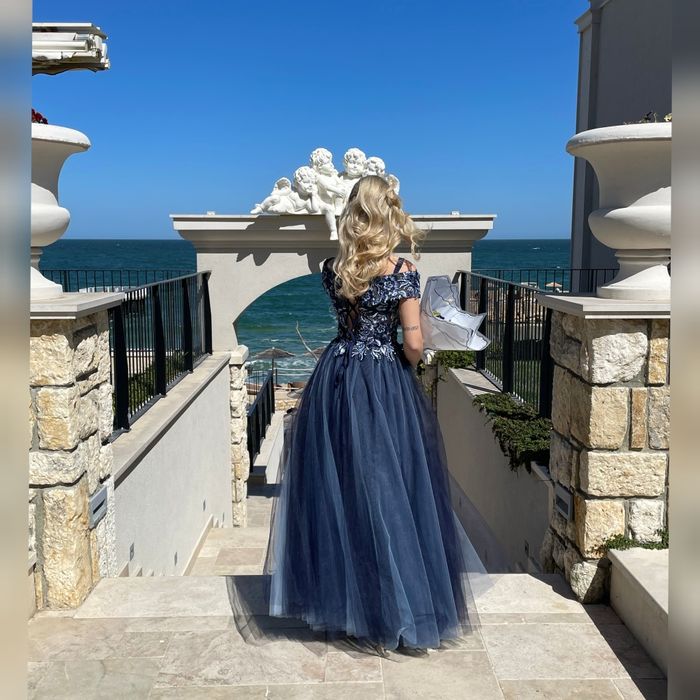 Продавам Бална Рокля