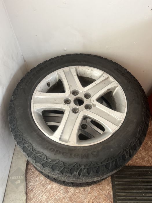 Продам диски с шинами