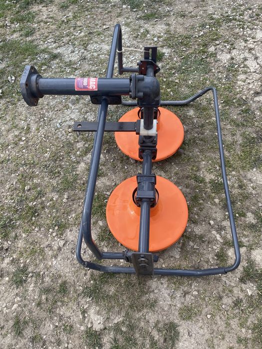 De vanzare cositoare Omac cr8000