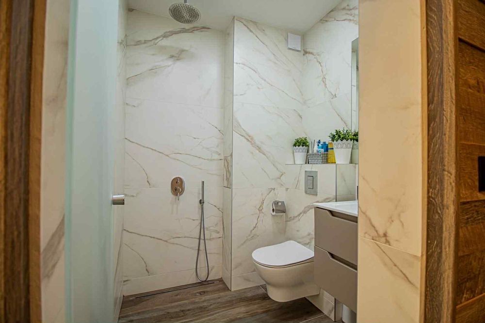 Дава се под наем Двустаен апартамент в София, Витоша - 135 кв.м за 1000 € - Снимка #3