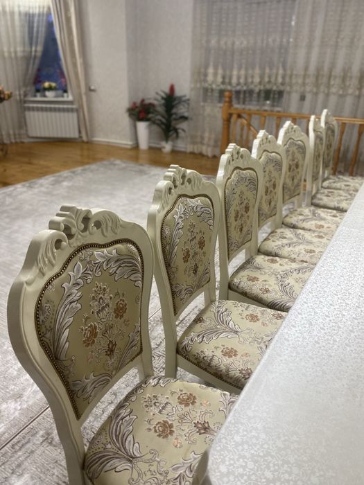 Стулья шикарние 10мын тг